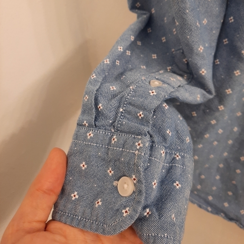 American Eagle Chambray Button Down Mt - image 4